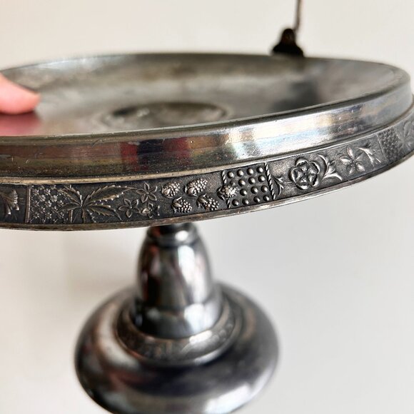 Vintage Pedastal Bride Basket Silver Tray with etching - Picture 6 of 9